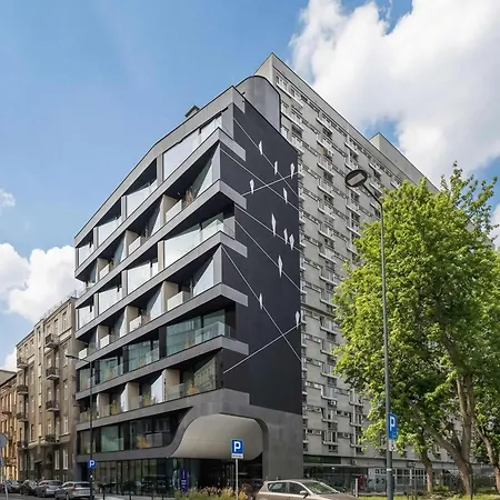 Modern Krochmalna With Air Conditioning Near Centre Of By Renters *